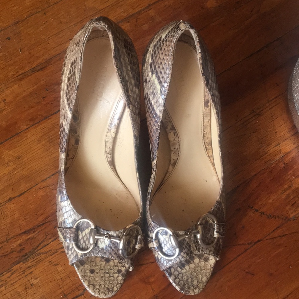 GUCCI PYTHON PUMPS